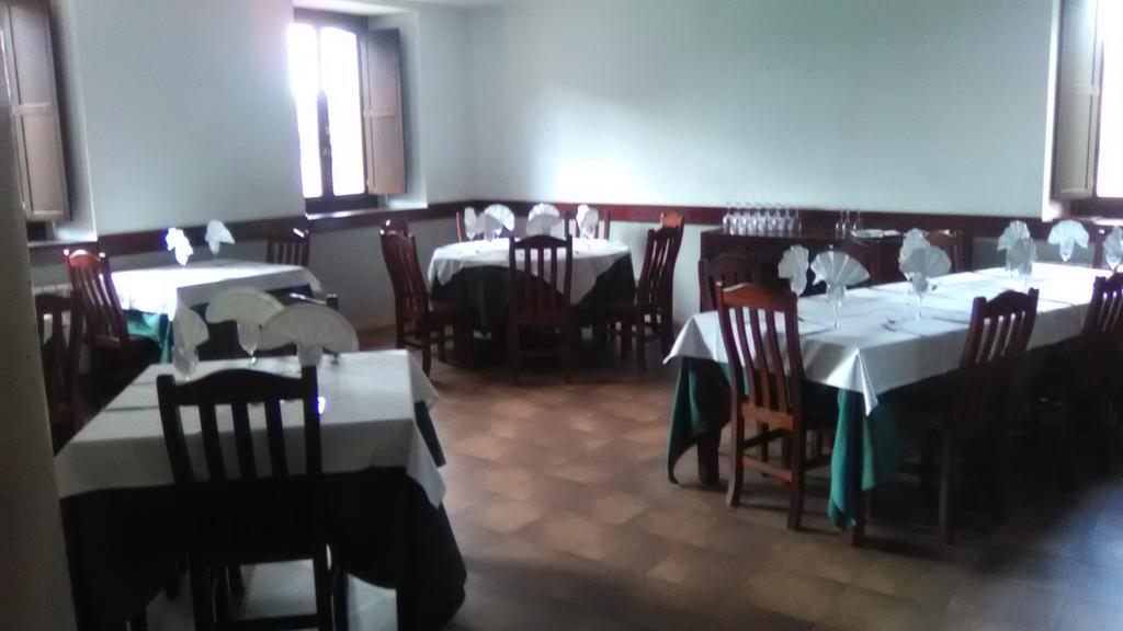 El Albergue Коваледа Екстериор снимка