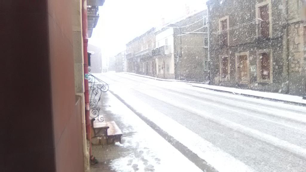 El Albergue Коваледа Екстериор снимка